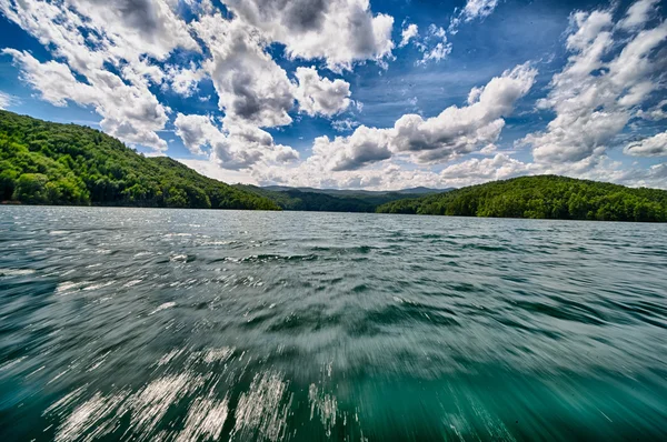 Gyönyörű táj jelenetek tó jocassee Dél-Karolina — Stock Fotó