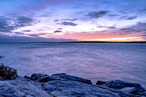 キャッスル ヒル灯台のニューポート ロード島の夕日 — ストック写真