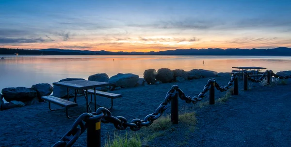 Salida Del Sol Sobre Lago Yellowstone Parque Nacional Yellowstone — Foto de Stock