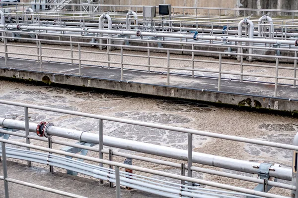 Afvalwaterzuiveringsinstallatie Een Zonnige Dag — Stockfoto