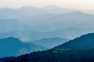 gün batımında - dumanlı dağ nat smokies basit katmanları.