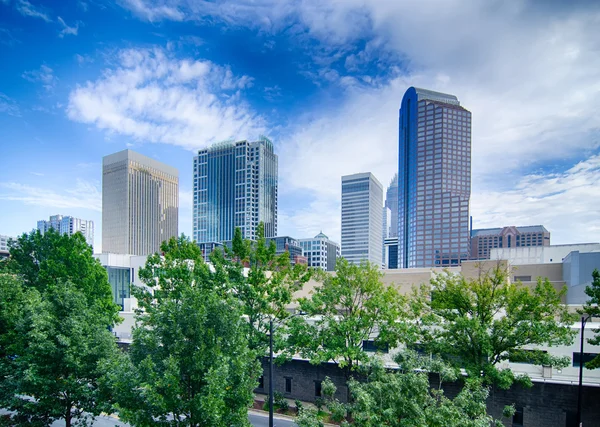 Edifícios de arranha-céus financeiros em Charlotte North Carolina USA — Fotografia de Stock