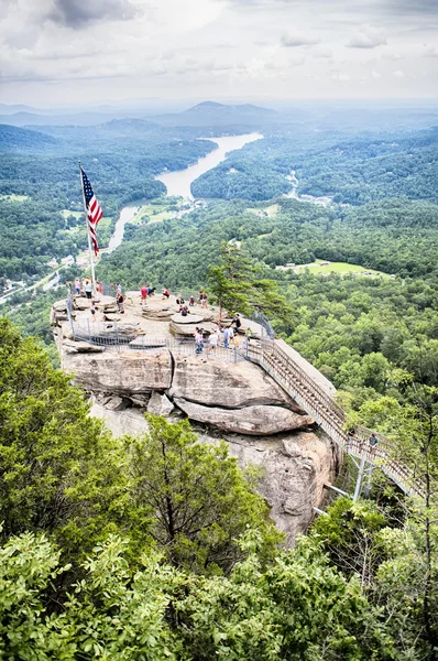 Chimney Rock no Chimney Rock State Park na Carolina do Norte , — Fotografia de Stock