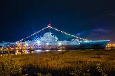 Charleston Limanı Sout Patriot's noktasında Yorktown Müzesi