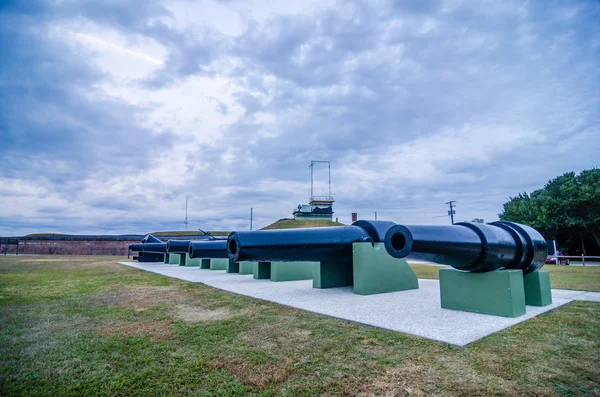 Пушки форта Молтри на острове Салливан в Южной Каролине — стоковое фото