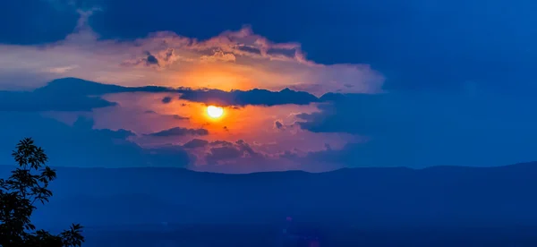 Nice sunset over mountains or north carolina — Stock Photo, Image