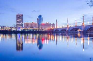 Springfield Massachusetts Şehri Sabah erken saatlerde ufuk çizgisi