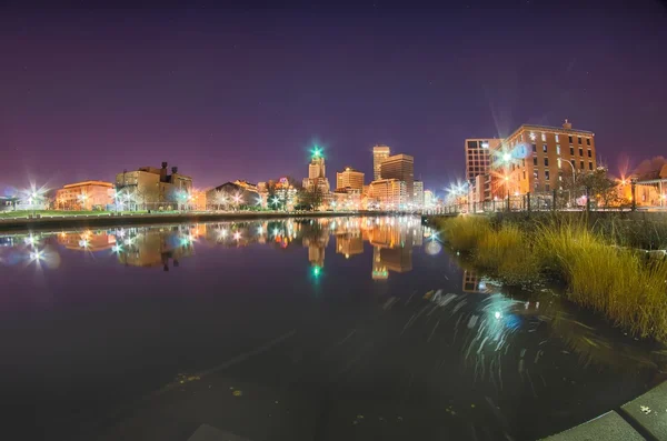 Providence Rhode Island de l'autre côté du front de mer — Photo