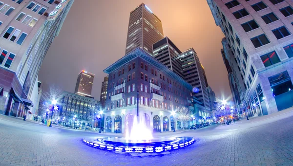 Tulsa skyline van de stad gezien bij nacht — Stockfoto