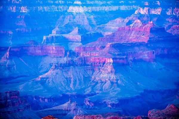 Grand Canyon sonniger Tag mit blauem Himmel — Stockfoto