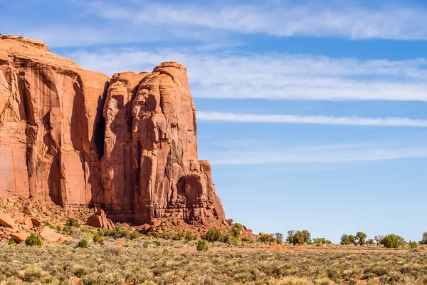 Monument valley under the blue sky — Stock Photo, Image