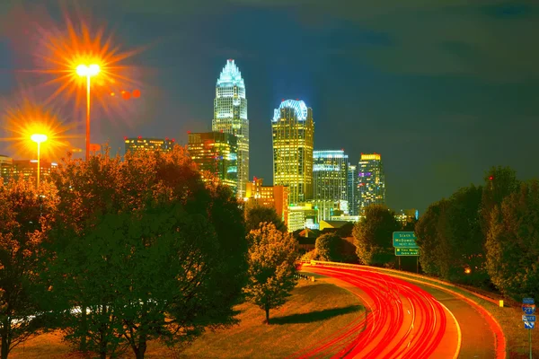 Şehir merkezinde Charlotte North Carolina Skyline — Stok fotoğraf