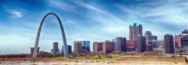Saint louis missouri şehir merkezinde, gün ışığından yararlanma