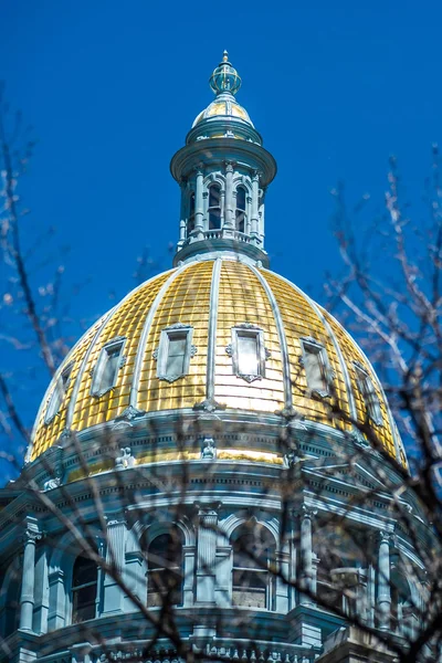 Denver city skyline sceny w pobliżu i wokół centrum — Zdjęcie stockowe