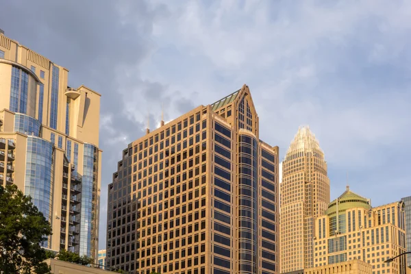 Charlotte nord carolina città skyline da bbt ballpark — Foto Stock