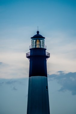 Tybee Adası ışık yaklaşan fırtına ile