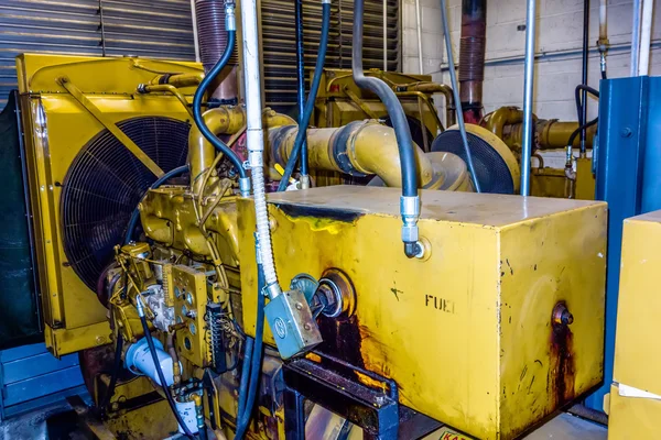 Unidade geradora diesel tem um radiador montado na unidade e filte de combustível — Fotografia de Stock
