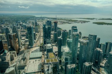 Toronto manzaralı şehir manzarası Cn Tower 'ın tepesinden, Ontario, Kanada 