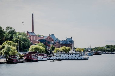 Stockholm İsveç panoramik manzara şehir merkezi ve Gamla Stan Old Town sakin sular altında