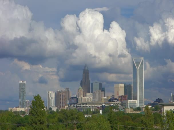 Charlotte skyline cidade na Carolina do Norte — Vídeo de Stock