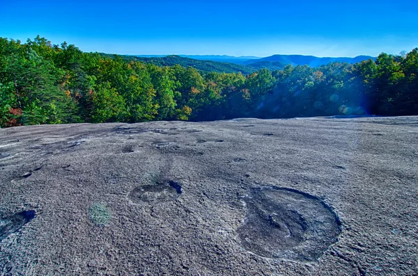 Pietra montagna nord carolina paesaggio durante la stagione autunnale — Foto Stock