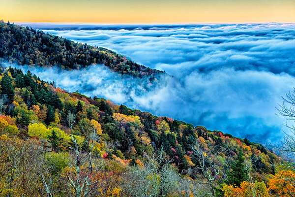 autumng season in the smoky mountains