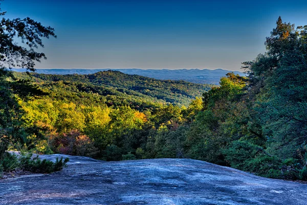 Montaña de piedra norte carolina paisaje durante la temporada de otoño —  Fotos de Stock
