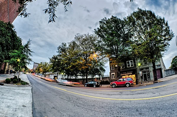 Centro da cidade de greenville carolina sul em torno de quedas parque — Fotografia de Stock