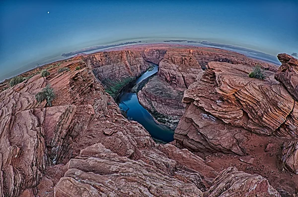 Horshoe Bend del río Colorado cerca de Page Arizona temprano en la mañana — Foto de Stock