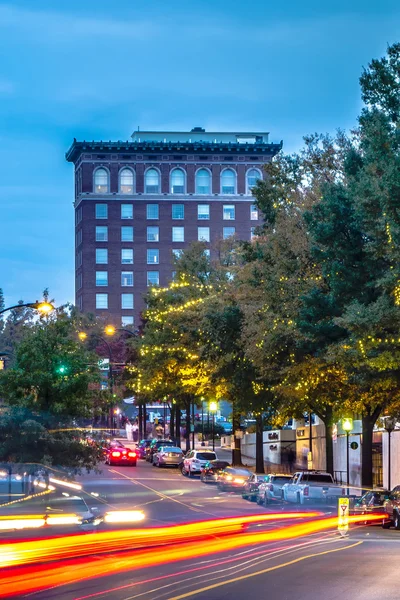 Scene di strada intorno cade parco a greenville sud carolina — Foto Stock