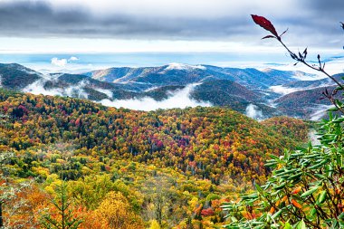 Blue Ridge Parkway National Park Sunrise manzara dağlar sonbahar