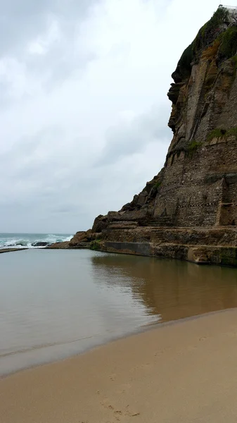Пляж Азеньяш ду Мар, Португалия — стоковое фото