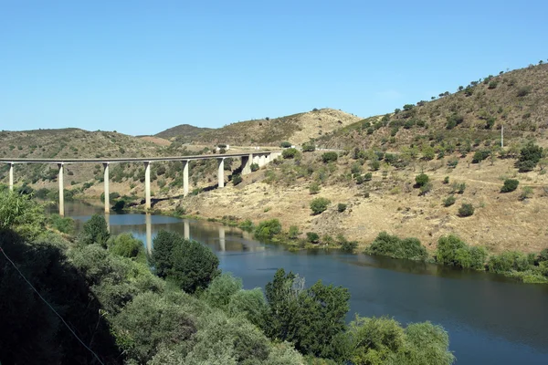 Floden Guadiana, Mértola, Portugal — Stockfoto