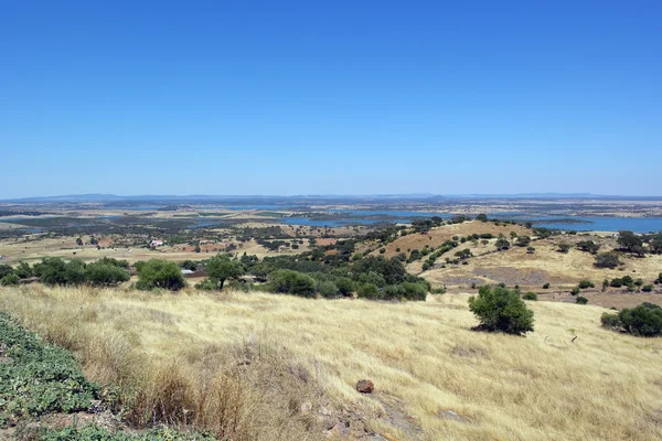 Vista sobre la Alqueva, Alentejo, Portugal — Foto de Stock