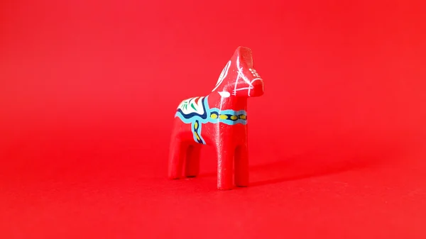 Деталь шведской деревянной лошади ручной работы — стоковое фото