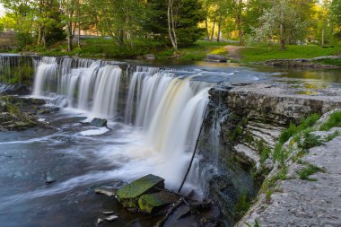 Keila-Joa şelale bahar