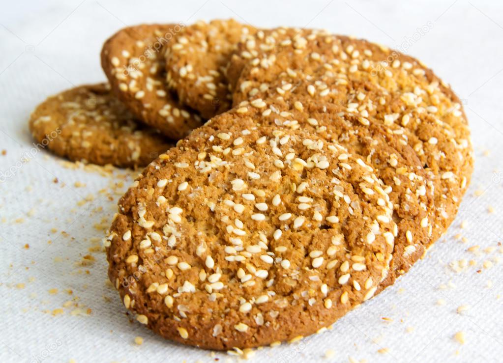 Oatmeal cookies with sesame seeds
