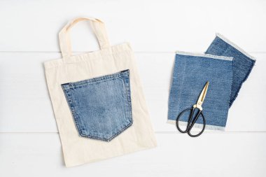 Eski kot pantolon yükseltme fikri. Kot yapımı, eski çamaşır geri dönüşümü, hobi, diy aktivitesi.