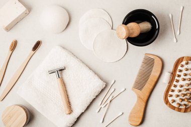 Banyo malzemelerini yeniden kullanabilirsin. Etik, sürdürülebilir, sıfır atık, plastik yaşam tarzı fikri yok. Üst görünüm, düz yatış modeli