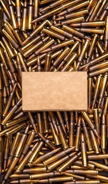 Bir karabina için fişek arkaplanı. Bir kutu fişek. Modern silahlar için mühimmat.