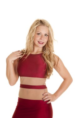 omuz yandan bordo elbise