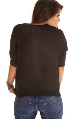 Siyah kazaklı kadın