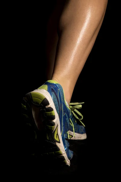 Mujer piernas corriendo — Foto de Stock