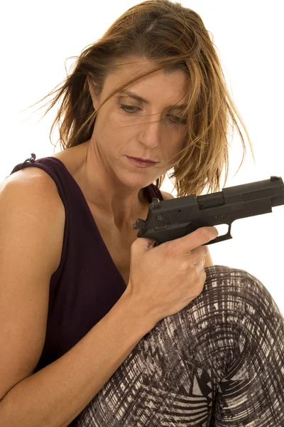 Woman with her pistol. — Stock Photo, Image