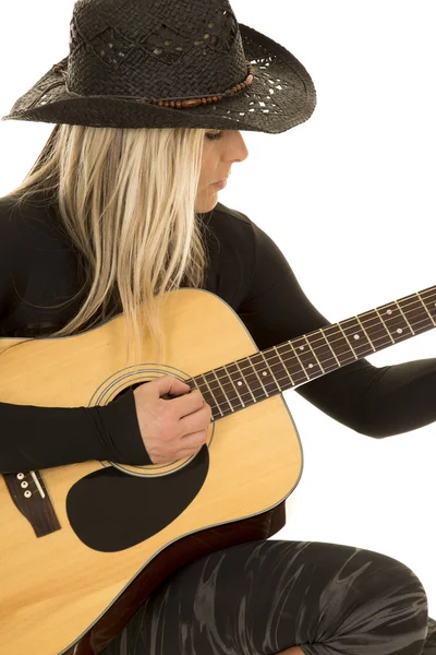 Woman wih guitar — Stock Photo, Image