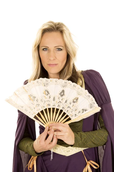 Renaissance kvinna med ett fan — Stockfoto