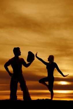 kovboy kız kovboy yanındaki silüeti