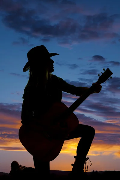 Silhouette cowgirl  with guitar — Stock Photo, Image