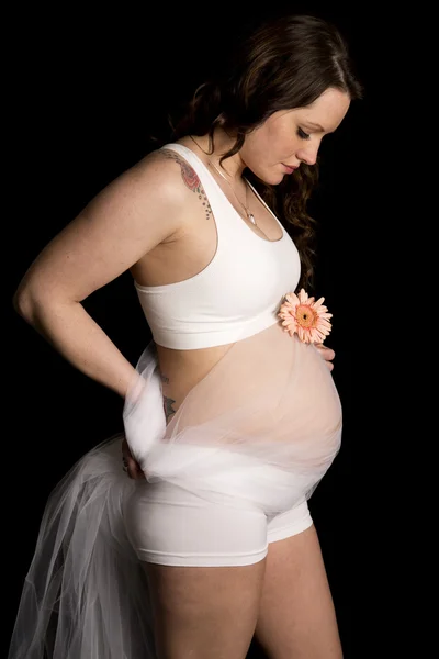 Jeune femme enceinte — Photo