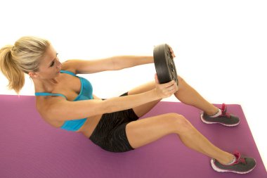 ağırlık ile çalışan kadın